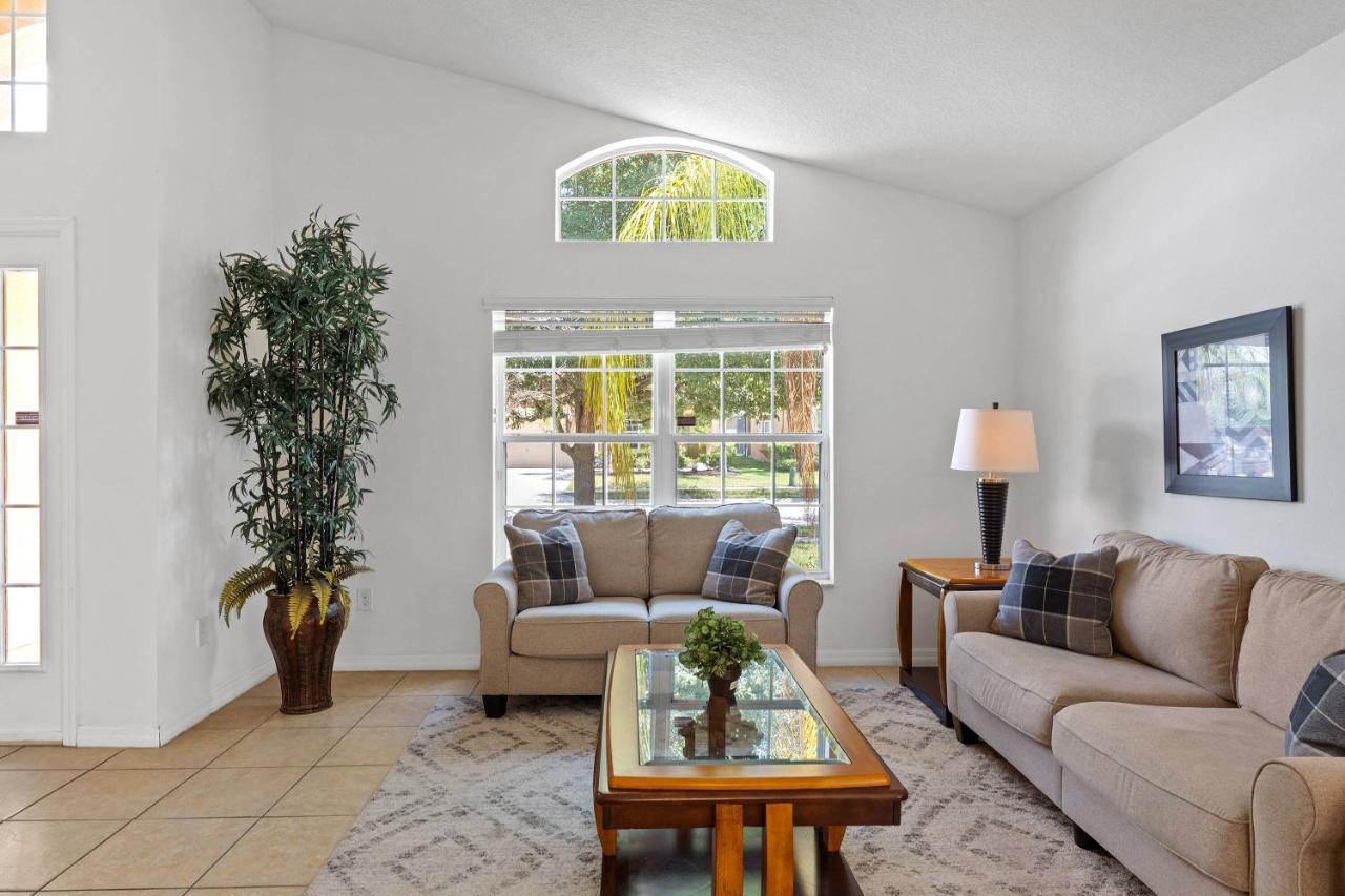 Ground Floor Spacious House 4br Vp2512 Ferienhaus