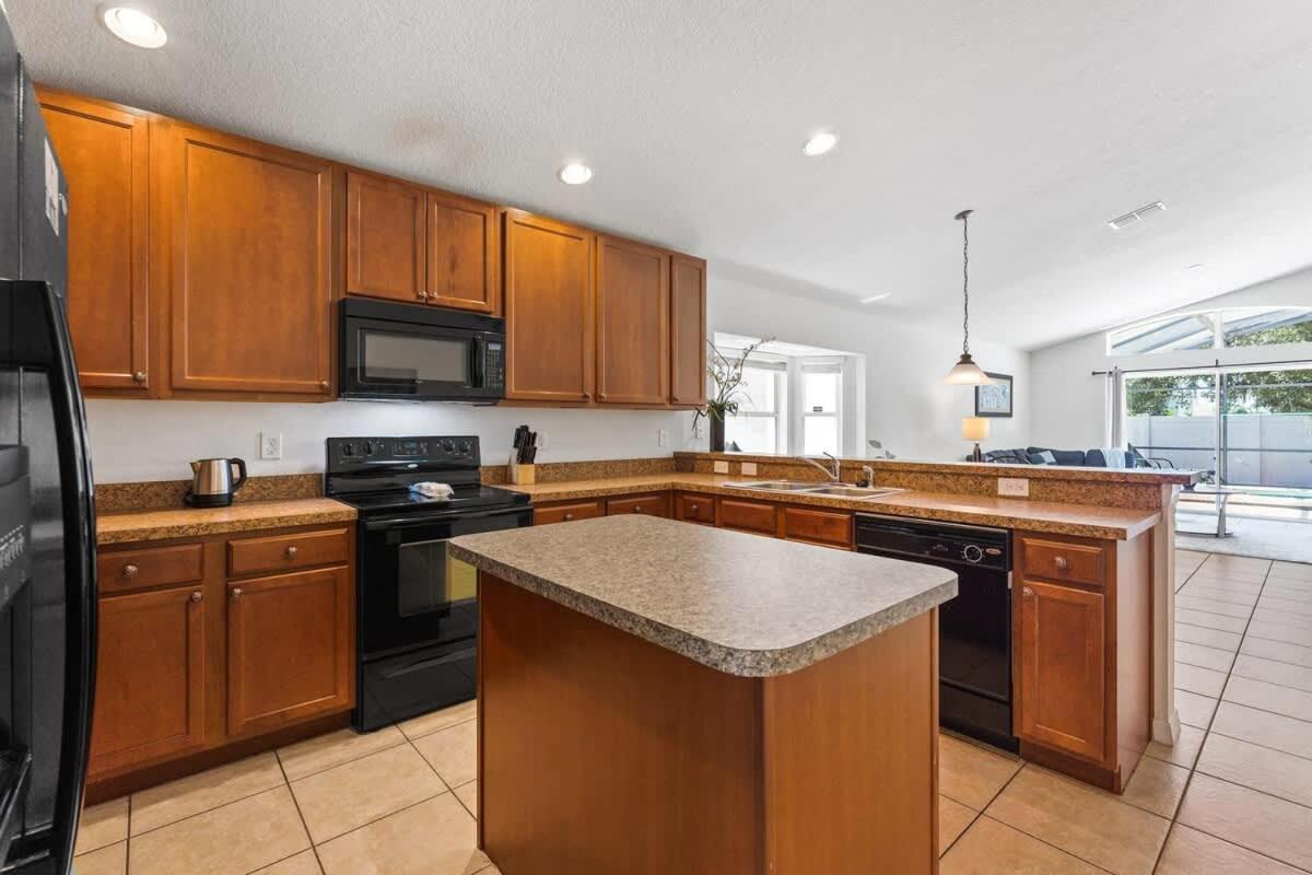 Ground Floor Spacious House 4br Vp2512 Ferienhaus